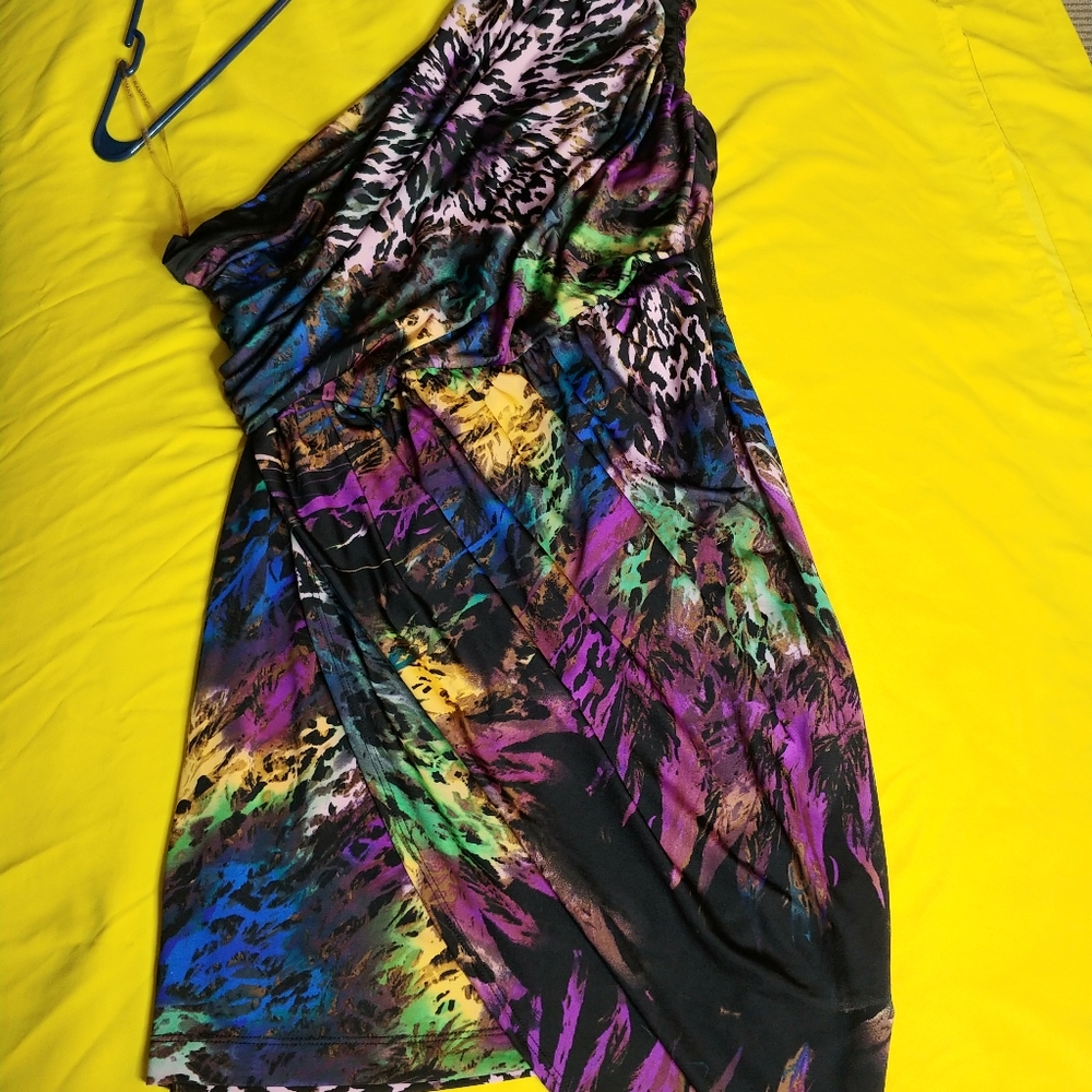 HotGalDress - Picture 3 of 3